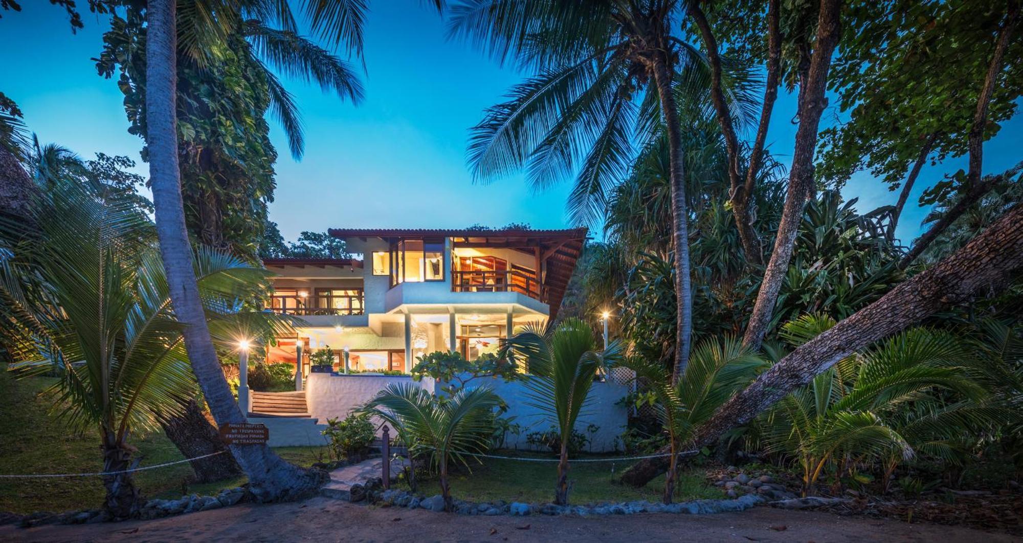 Elegant Costa Rican Villa With Oceanfront Infinity Pool Río Grande Exteriör bild